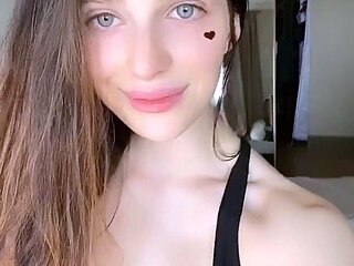 Close up amateur masturbating solo