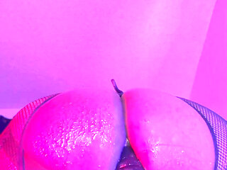 Bubble Butt Piggy Goes on Nasty Joyride