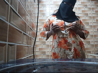 Cute Desi Dirl Dresses Off the Hottest Clothes