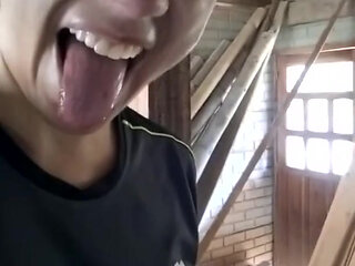 I masturbate houses under construction