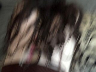 Blooming Remi Raw's close action