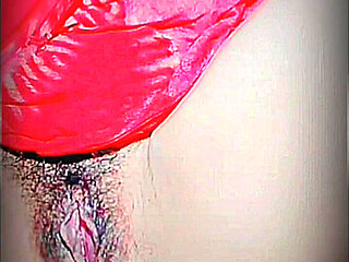 Beautiful Solo Girl Masterbating