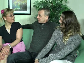 Heidi Fick Threesome MMF Hardcore Fuck with Ingrid Frost - Rough Blowjob & Group Sex