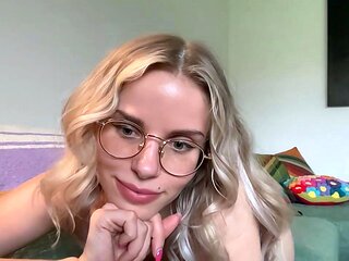 Mom amateur webcam pussy masturbate