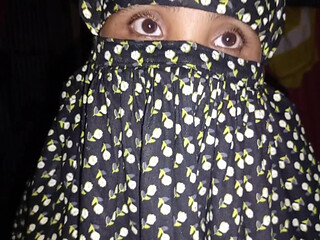 I fucked my older stepsister while she was wearing a hijab.