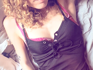 Cheating Curly Haired MILF Begs To Be Bred On Snapchat. Breeding Creampie Dirty Talk