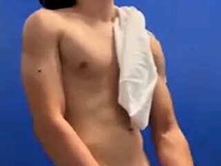 Toofriendlytom jerks off in a stall of a public bathroom