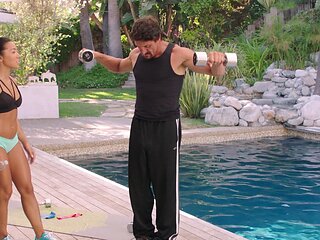 Sporty guy Tommy Gunn fucked Morgan Lee by the pool