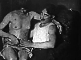 Amateur Big Titted Brunette Get Fucked On The Couch