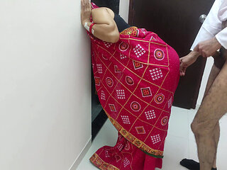 Sasur and bahu Tharke sasur ne malish ke bahane mein bahu ko choda gandi baat karake The lusty father-in-law fuck