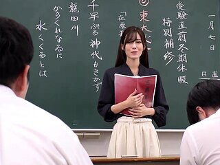 Amateur Asian College Teen Gives Blowjob