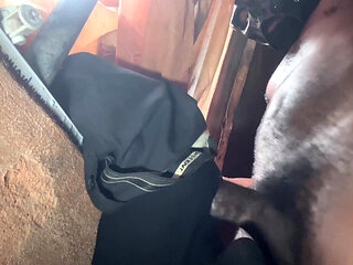 I'm trying to Cum with tight huge Cub