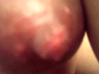 5 months pregnant woman