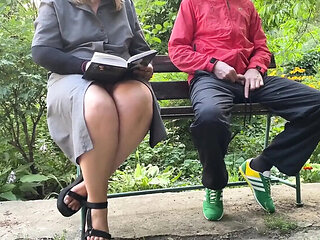 Stepmom Helps Me Study For Literature Exam With A Handjob In The Park
