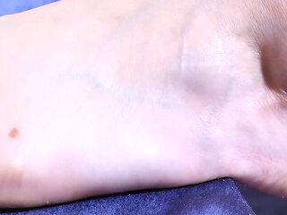Ginger's Hurting, Smelly and Sweaty Big Feet