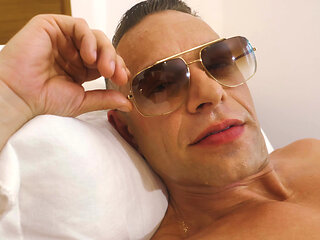 Yoga Teacher with a Perfect Body Gets off - S3xus - Raw 4K