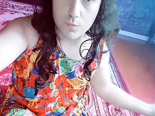 Crossdresser with Big Booty Making You Desire More