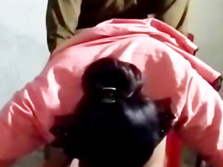 Chut mein land Dala to fat Gai nikala tha