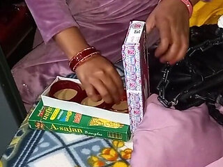 Panjabi Bhabhi Having Change Her Dress.