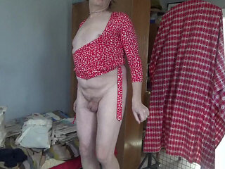 Old ladyboy Serge Lusin. Videochat. 2025a