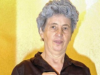 Unimaginable Rosa - straight hair action - OmaHotel