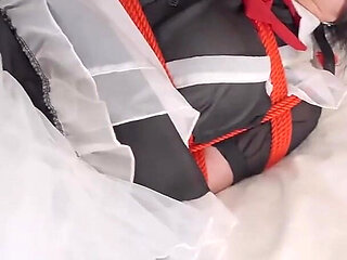 Tame My Lazy Maid 03