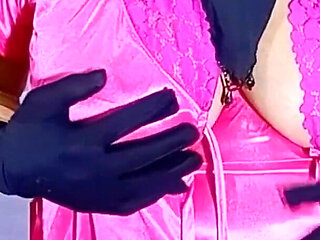 Bangladeshi Beautiful Woman Shreya Sex Act and Dirty Talk