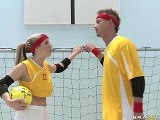 Brazzers Exxtra featuring Carolyn Reese's curvy trailer