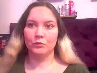 Fuck Bud Brushes My Long Natural Hair