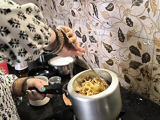 Puja Bhabhi Episode 2: BBW Desi Milf Gives Blowjob & Doggy Style Fucking in Homegrown Sex Video