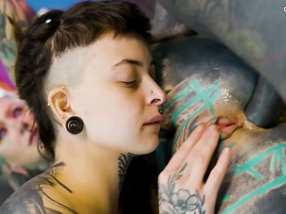 Raw Threesome Anal Destruction with Massive Drill Dildo