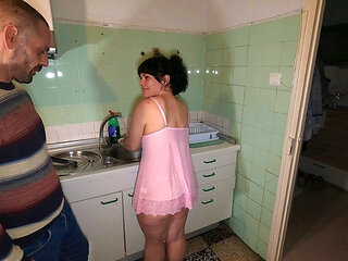 Stepmom, you're so sexy.. I'd fuck you in the kitchen and cum inside you.