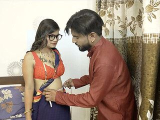 Desi Bhabhi Hot Sex with Tailor - Indian Homemade Blowjob & Hardcore Fucking in 4K