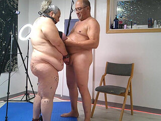 Anal Stretching with Inflatable Plug