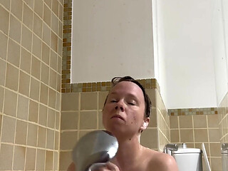 Hot Teen Soaped up and Shaved