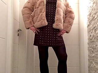 Nicki-Crossdress new Outfit - Dress, Pantyhose, Chelsea Boots