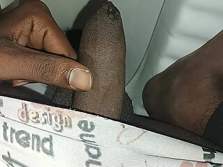 You guys today I am going to bathroom and open my underar sexy