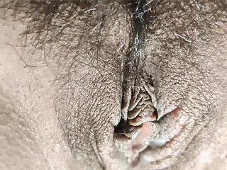 Desi girlfriend ko hotel le jake bhot choda last me uspe sperm nikala village girl desi sex