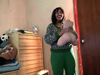 perverted stepmother wakes up her 18 year old stepson to creampie her tantaly sex doll