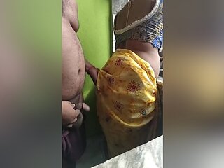 Ass Rubbed Deshi Bhabhi Bartan Wasing Time