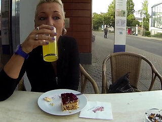 Blonde Slut Lia Louise Gets DP Anal in Car - Outdoor Hardcore Fuck