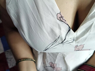 Viral bhabhi on call while fucking with daver