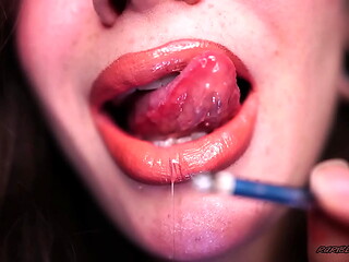 Drool collector, smoking nude lips
