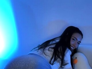 Hot amateur webcam teen masturbates for their fans