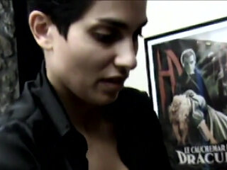 Extreme Sapphic Pleasure for Brunette in Heat