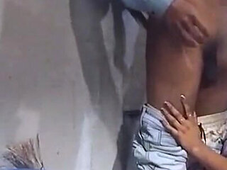 Indian Village Girl Ne Apne Dost Ke Sath Chudai Kiya Wo Bhi Boyfriend Ke Ghar Me Jab BF Ghar Me Nahi Tha