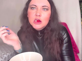 Miss Ffw Asmr Eating Raspberries