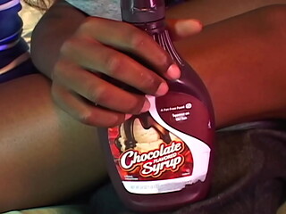 Simply Chocolate - Sweet Cocoa Love