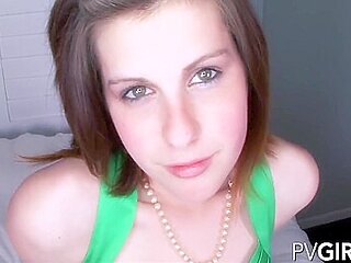 Pretty Aidra Fox Sucks And Deepthroats A Nice Cock