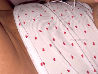 My Boyfriend Left Me Horny and Eager and I Decided to Masturbate